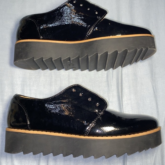 Chinese Laundry platform loafer in shiny black patent size 5.5 No laces included - Picture 3 of 6
